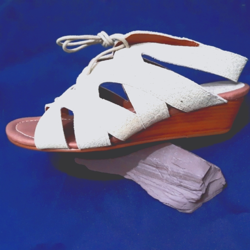 Donald Pliner Strappy Lace-up Wedge Sandals 8 1/2